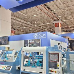 Фотоотчет с весенней выставки Istanbul Jewelry Show 2025: от оборудования до готовых украшений