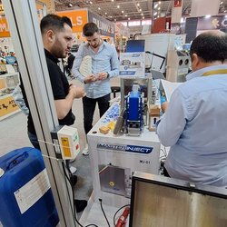 Фотоотчет с весенней выставки Istanbul Jewelry Show 2025: от оборудования до готовых украшений