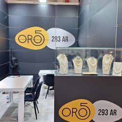 Фотоотчет с весенней выставки Istanbul Jewelry Show 2025: от оборудования до готовых украшений