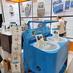 Фотоотчет с осенней выставки Istanbul Jewelry Show 2025: ювелирные изделия и технологии