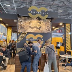 Фотоотчет с осенней выставки Istanbul Jewelry Show 2025: ювелирные изделия и технологии