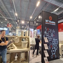 Фотоотчет с осенней выставки Istanbul Jewelry Show 2025: ювелирные изделия и технологии