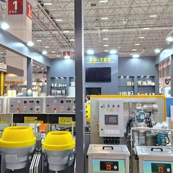 Фотоотчет с весенней выставки Istanbul Jewelry Show 2025: от оборудования до готовых украшений