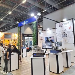 Фотоотчет с осенней выставки Istanbul Jewelry Show 2025: ювелирные изделия и технологии