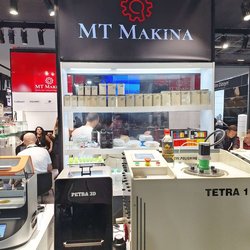 Фотоотчет с осенней выставки Istanbul Jewelry Show 2025: ювелирные изделия и технологии