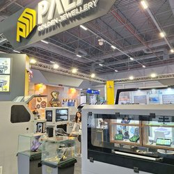 Фотоотчет с осенней выставки Istanbul Jewelry Show 2025: ювелирные изделия и технологии