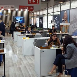Фотоотчет с осенней выставки Istanbul Jewelry Show 2025: ювелирные изделия и технологии