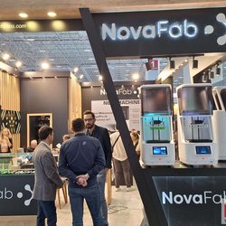 Фотоотчет с весенней выставки Istanbul Jewelry Show 2025: от оборудования до готовых украшений