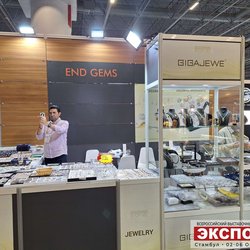 Фотоотчет с осенней выставки Istanbul Jewelry Show 2025: ювелирные изделия и технологии