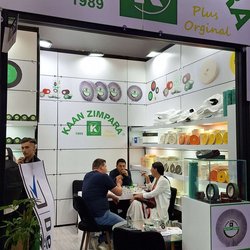 Фотоотчет с весенней выставки Istanbul Jewelry Show 2025: от оборудования до готовых украшений