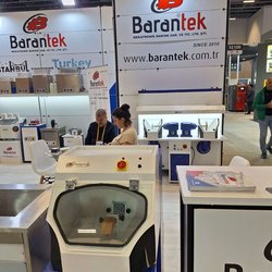 Фотоотчет с осенней выставки Istanbul Jewelry Show 2025: ювелирные изделия и технологии
