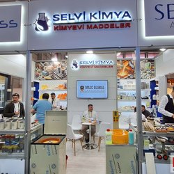 Фотоотчет с весенней выставки Istanbul Jewelry Show 2025: от оборудования до готовых украшений