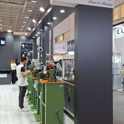 Фотоотчет с весенней выставки Istanbul Jewelry Show 2025: от оборудования до готовых украшений