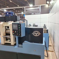 Фотоотчет с осенней выставки Istanbul Jewelry Show 2025: ювелирные изделия и технологии