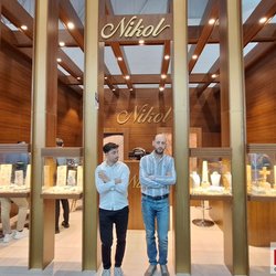 Фотоотчет с весенней выставки Istanbul Jewelry Show 2025: от оборудования до готовых украшений