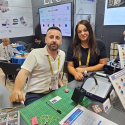 Фотоотчет с осенней выставки Istanbul Jewelry Show 2025: ювелирные изделия и технологии