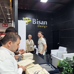 Фотоотчет с осенней выставки Istanbul Jewelry Show 2025: ювелирные изделия и технологии
