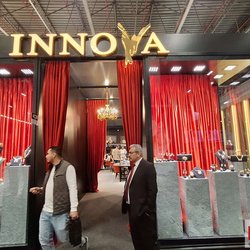 Фотоотчет с весенней выставки Istanbul Jewelry Show 2025: от оборудования до готовых украшений