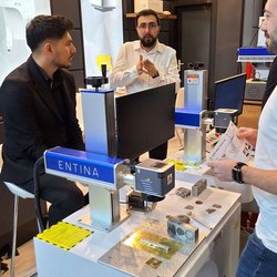 Фотоотчет с весенней выставки Istanbul Jewelry Show 2025: от оборудования до готовых украшений