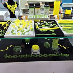 Фотоотчет с весенней выставки Istanbul Jewelry Show 2025: от оборудования до готовых украшений