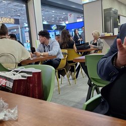 Фотоотчет с весенней выставки Istanbul Jewelry Show 2025: от оборудования до готовых украшений