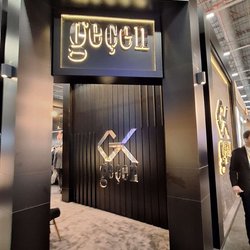 Фотоотчет с весенней выставки Istanbul Jewelry Show 2025: от оборудования до готовых украшений
