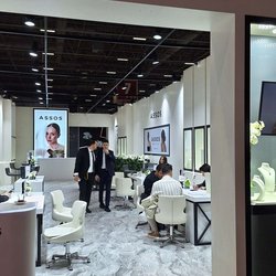 Фотоотчет с весенней выставки Istanbul Jewelry Show 2025: от оборудования до готовых украшений
