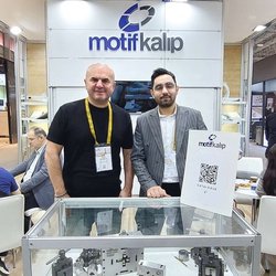 Фотоотчет с весенней выставки Istanbul Jewelry Show 2025: от оборудования до готовых украшений