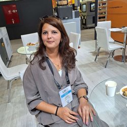 Фотоотчет с осенней выставки Istanbul Jewelry Show 2025: ювелирные изделия и технологии