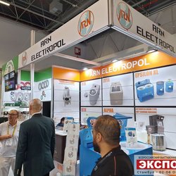 Фотоотчет с осенней выставки Istanbul Jewelry Show 2025: ювелирные изделия и технологии