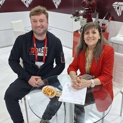 Фотоотчет с весенней выставки Istanbul Jewelry Show 2025: от оборудования до готовых украшений