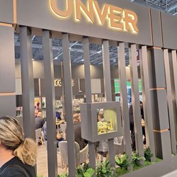 Фотоотчет с осенней выставки Istanbul Jewelry Show 2025: ювелирные изделия и технологии