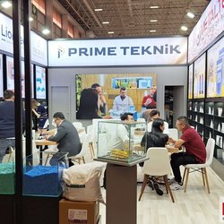 Фотоотчет с весенней выставки Istanbul Jewelry Show 2025: от оборудования до готовых украшений