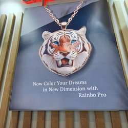 Фотоотчет с весенней выставки Istanbul Jewelry Show 2025: от оборудования до готовых украшений