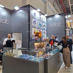 Фотоотчет с осенней выставки Istanbul Jewelry Show 2025: ювелирные изделия и технологии