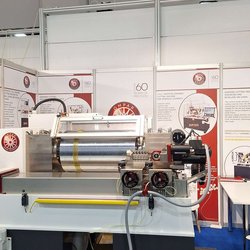 Фотоотчет с весенней выставки Istanbul Jewelry Show 2025: от оборудования до готовых украшений