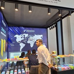 Фотоотчет с осенней выставки Istanbul Jewelry Show 2025: ювелирные изделия и технологии