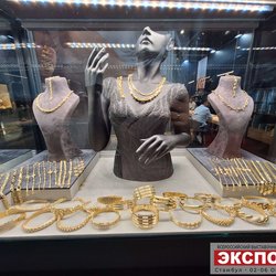 Фотоотчет с осенней выставки Istanbul Jewelry Show 2025: ювелирные изделия и технологии