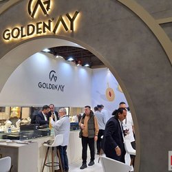 Фотоотчет с весенней выставки Istanbul Jewelry Show 2025: от оборудования до готовых украшений