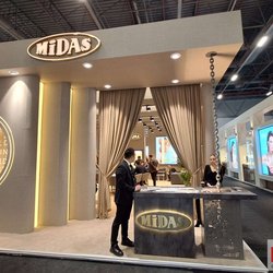 Фотоотчет с весенней выставки Istanbul Jewelry Show 2025: от оборудования до готовых украшений