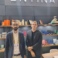 Фотоотчет с осенней выставки Istanbul Jewelry Show 2025: ювелирные изделия и технологии