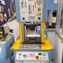 Фоторепортаж с выставки "Istanbul Jewelry Show'  October 2024"