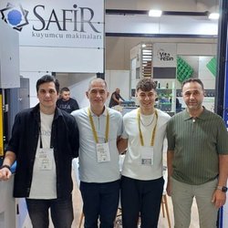 Фотоотчет с осенней выставки Istanbul Jewelry Show 2025: ювелирные изделия и технологии