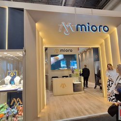 Фотоотчет с весенней выставки Istanbul Jewelry Show 2025: от оборудования до готовых украшений