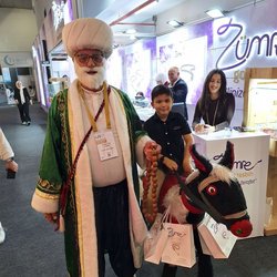 Фотоотчет с осенней выставки Istanbul Jewelry Show 2025: ювелирные изделия и технологии