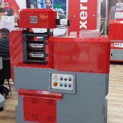 Фотоотчет с осенней выставки Istanbul Jewelry Show 2025: ювелирные изделия и технологии