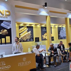 Фотоотчет с весенней выставки Istanbul Jewelry Show 2025: от оборудования до готовых украшений