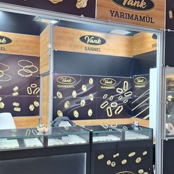 Фотоотчет с весенней выставки Istanbul Jewelry Show 2025: от оборудования до готовых украшений