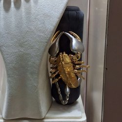 Фотоотчет с весенней выставки Istanbul Jewelry Show 2025: от оборудования до готовых украшений