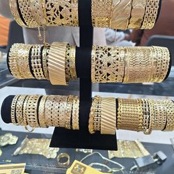 Фотоотчет с осенней выставки Istanbul Jewelry Show 2025: ювелирные изделия и технологии
